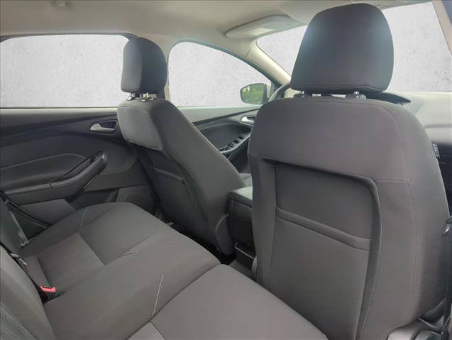 Used 2016 Ford Focus SE FWD image 24