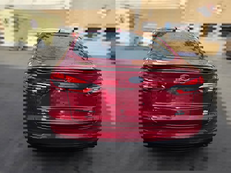 Used 2020 Ford Fusion SE w/ Equipment Group 151A image 9