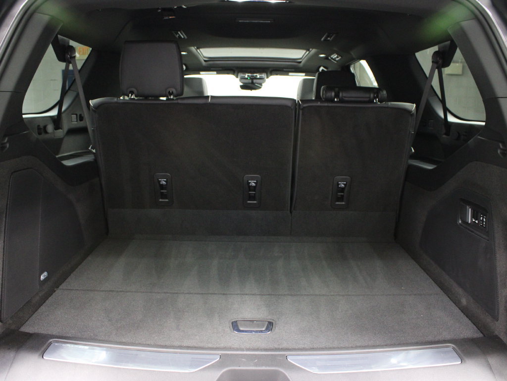 Used 2026 Cadillac Escalade ESV Sport AWD/4WD image 53