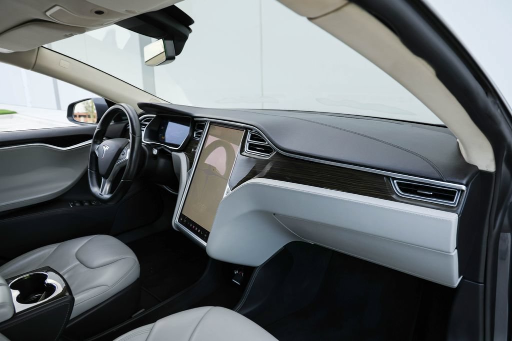 Used 2014 Tesla Model S RWD image 18