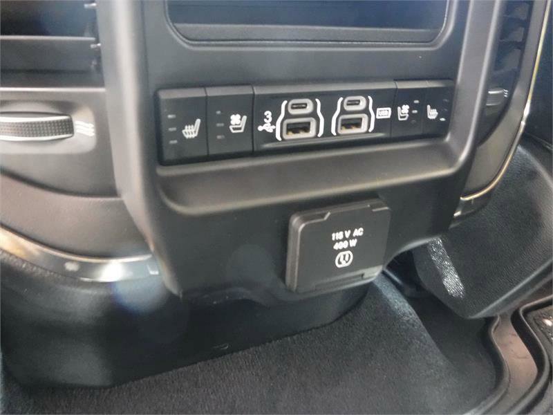 Used 2019 RAM 1500 Limited image 8