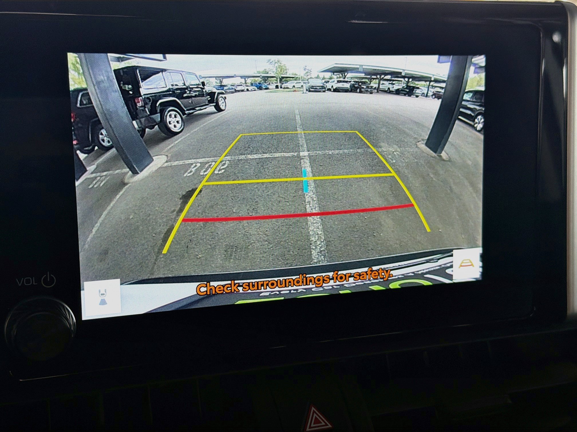 Used 2025 Toyota RAV4 LE AWD/4WD image 22