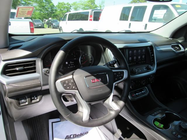 Used 2023 GMC Acadia SLT w/ Preferred Package AWD/4WD image 13