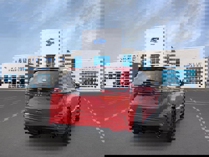 New 2024 Ford Edge ST-Line w/ Class II Trailer Tow Package image 8