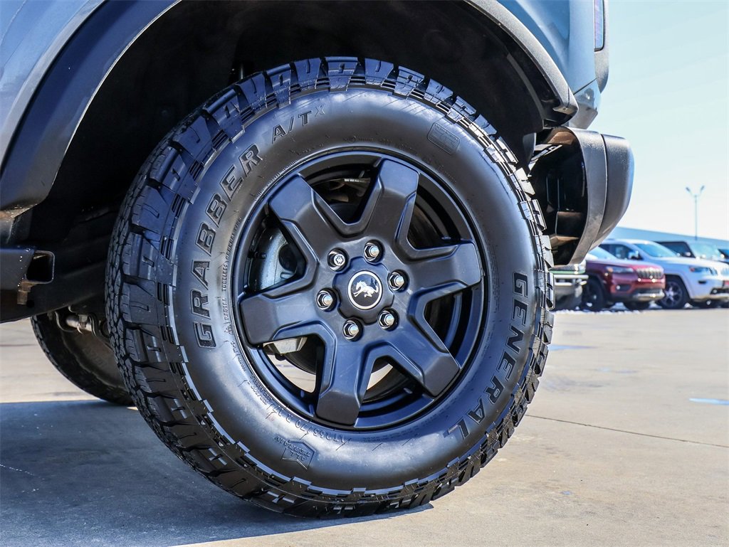 Used 2024 Ford Bronco Black Diamond image 9