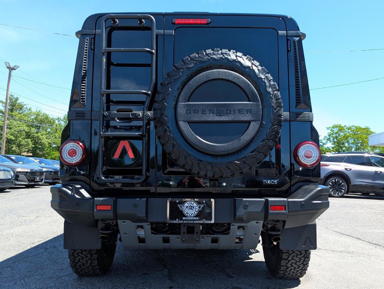 Used 2024 INEOS Grenadier AWD/4WD image 9