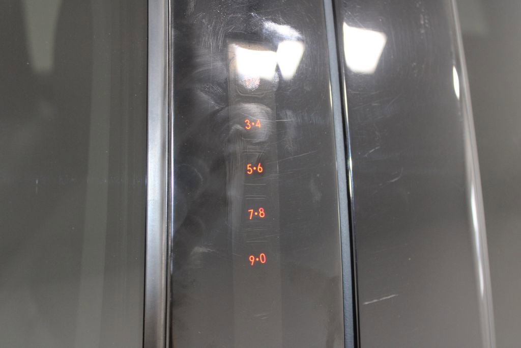 Used 2021 Ford Explorer Limited w/ Equipment Group 301A image 19