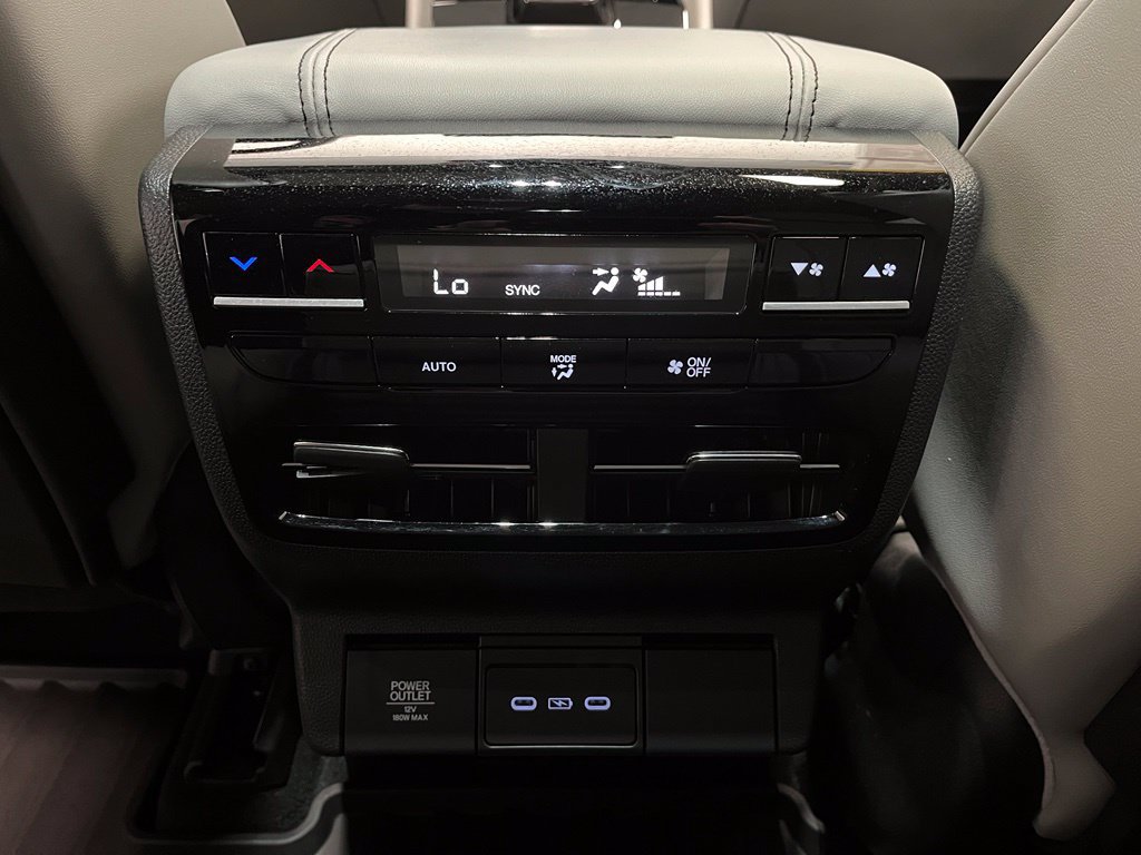 Certified 2025 Acura MDX w/ Technology Package AWD/4WD image 16