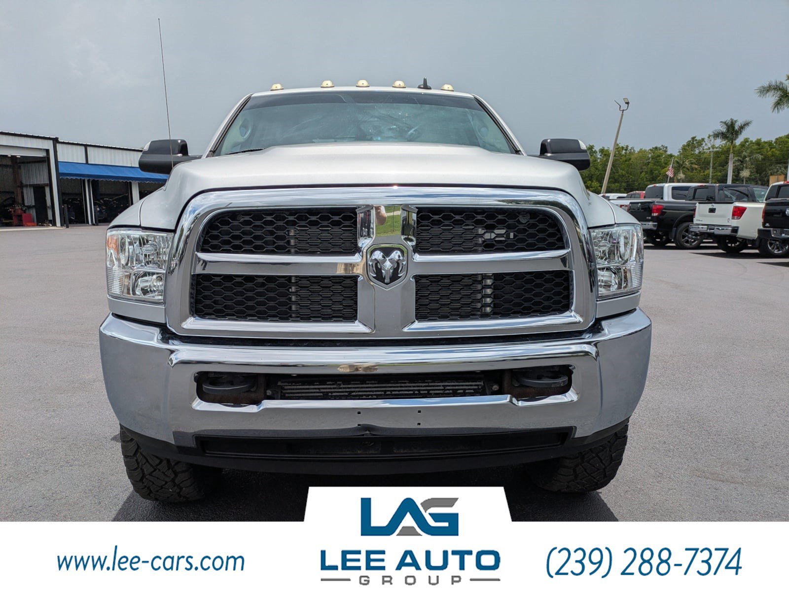 Used 2018 RAM 3500 SLT AWD/4WD image 7