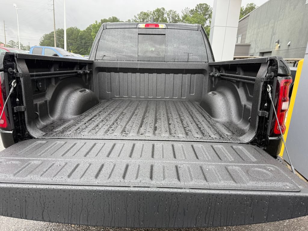 New 2026 RAM 1500 Express AWD/4WD image 18