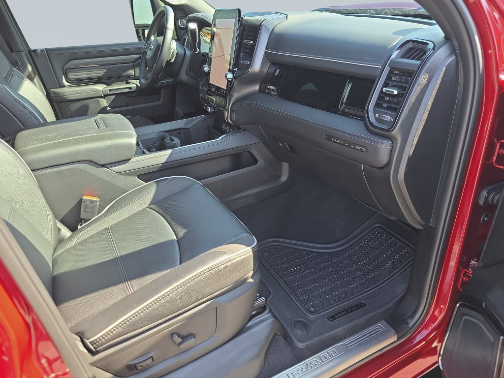 Used 2026 RAM 2500 Limited AWD/4WD image 37