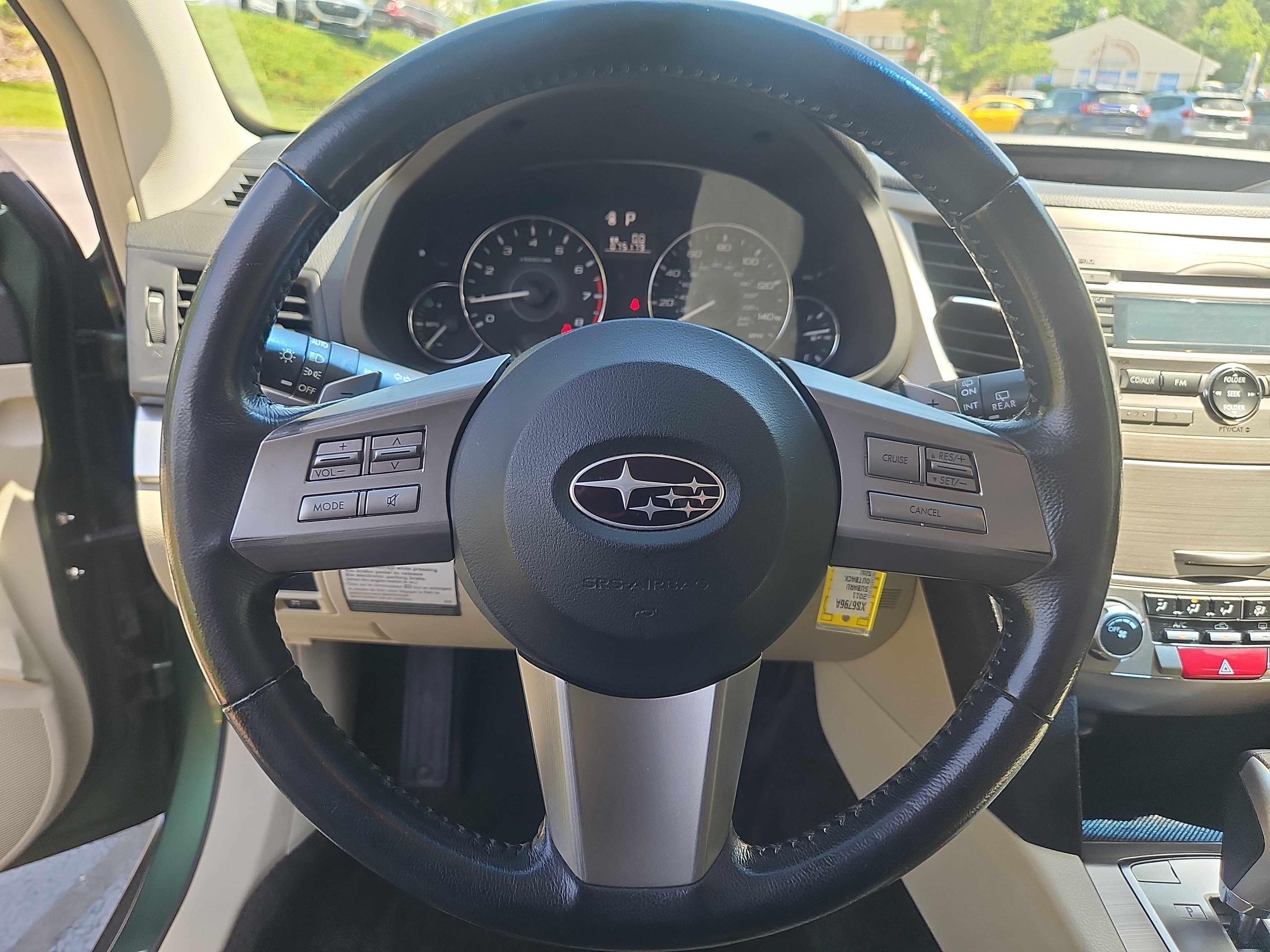 Used 2011 Subaru Outback 2.5i Premium w/ All-Weather Pkg AWD/4WD image 17
