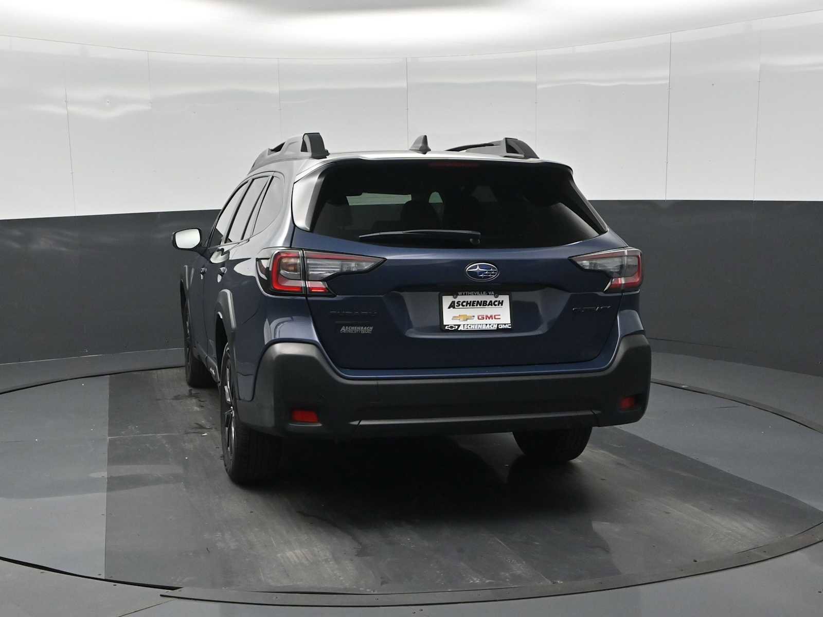 Used 2025 Subaru Outback Onyx Edition image 7