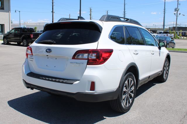 Used 2017 Subaru Outback 2.5i Limited AWD/4WD image 43