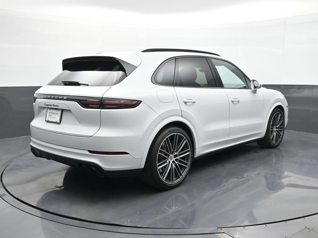 Certified 2021 Porsche Cayenne Turbo AWD/4WD image 23
