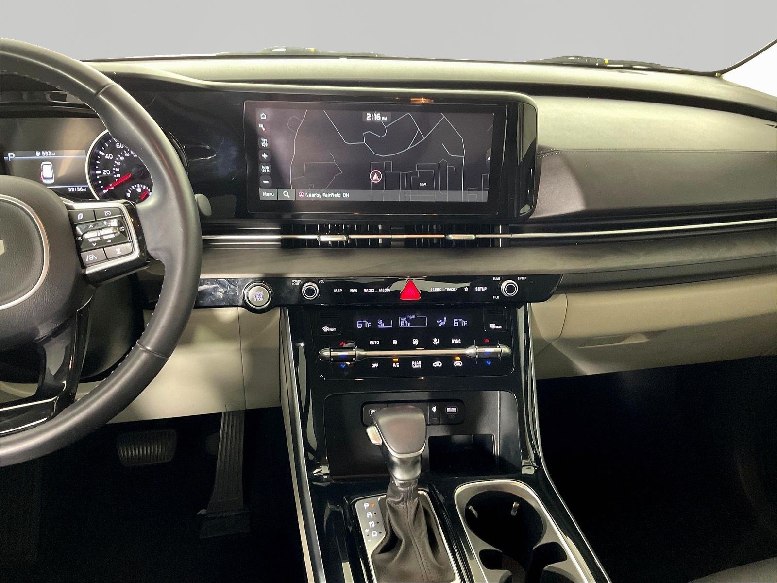 Used 2023 Kia Carnival EX FWD image 9