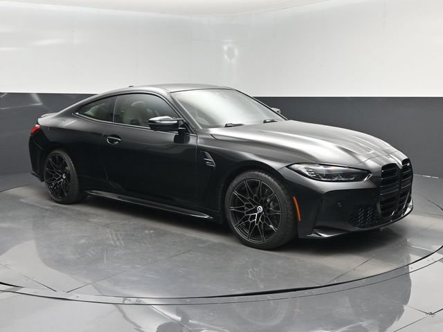 Used 2022 BMW M4 Coupe RWD image 1