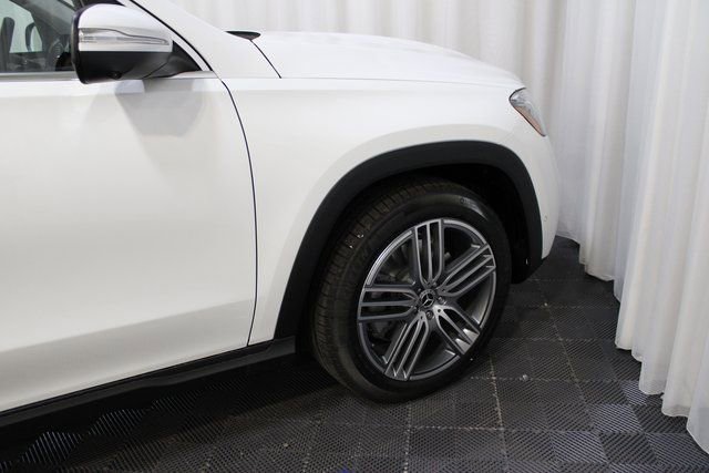 New 2026 Mercedes-Benz GLS 450 4MATIC image 12