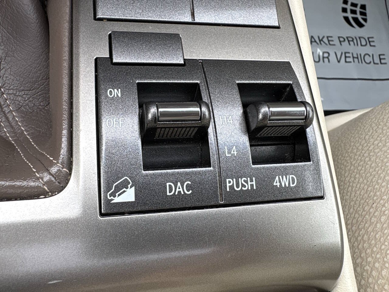 Used 2014 Lexus GX 460 w/ Premium Package AWD/4WD image 13