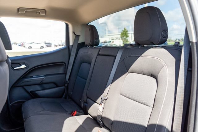 Used 2020 Chevrolet Colorado LT AWD/4WD image 17