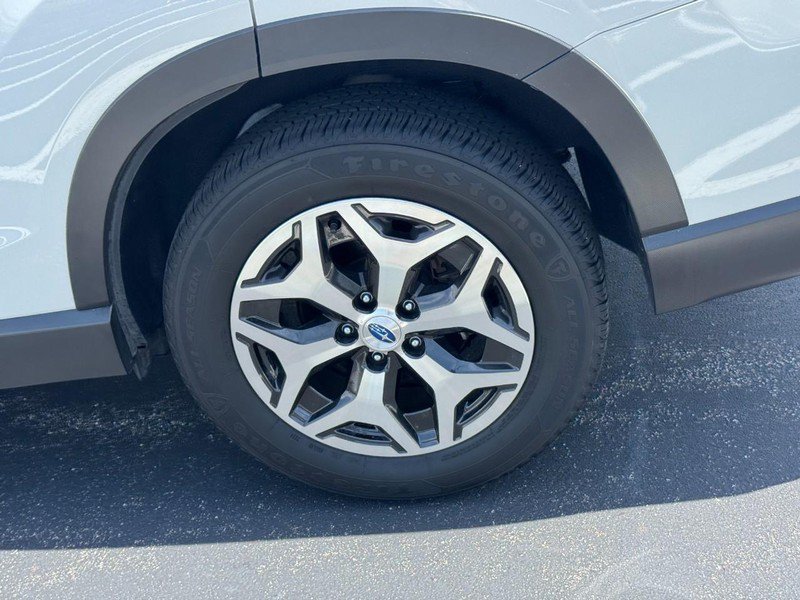 Used 2023 Subaru Forester Premium AWD/4WD image 7