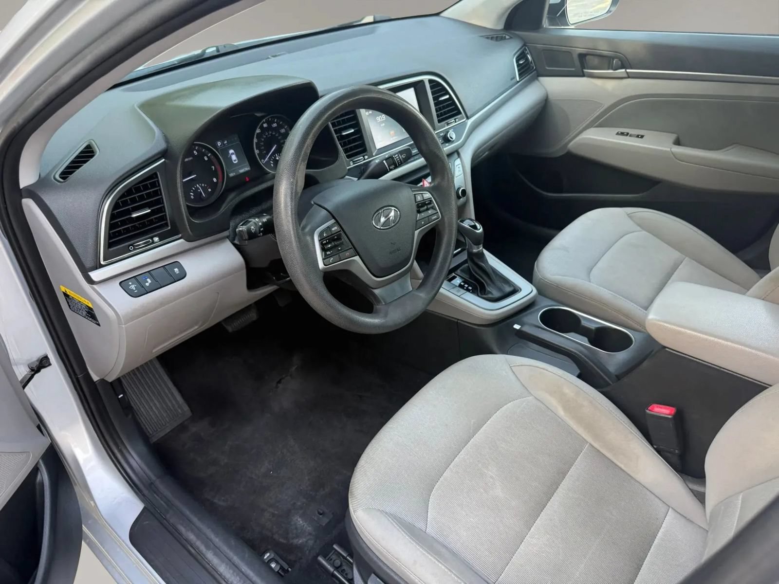 Used 2018 Hyundai Elantra SEL FWD image 13