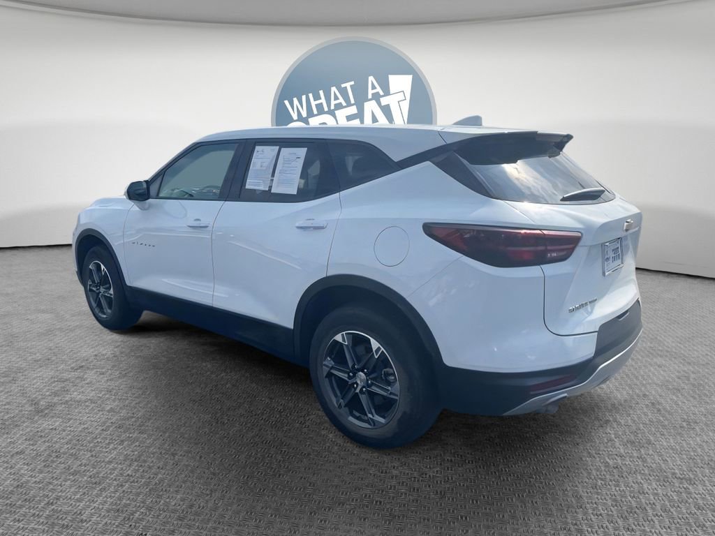 Used 2025 Chevrolet Blazer LT image 6