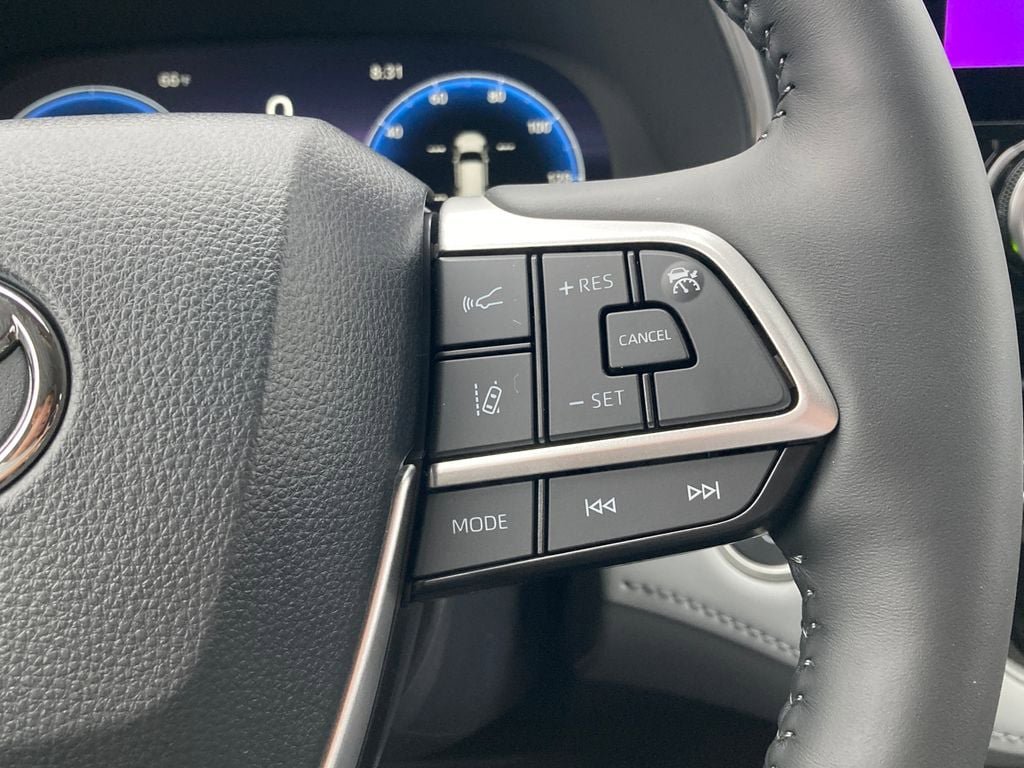 New 2026 Toyota Highlander Platinum AWD/4WD image 19