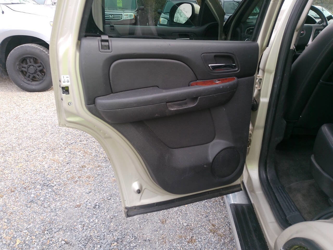 Used 2013 GMC Yukon SLT image 15