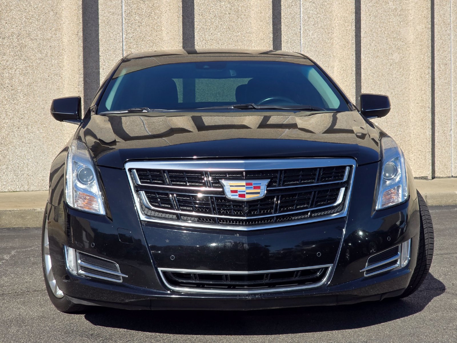 Used 2017 Cadillac XTS Luxury w/ Driver Awareness Package AWD/4WD image 8
