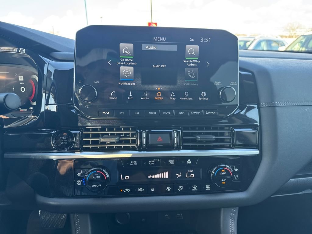 Certified 2025 Nissan Pathfinder Platinum w/ Black Appearance Package image 20