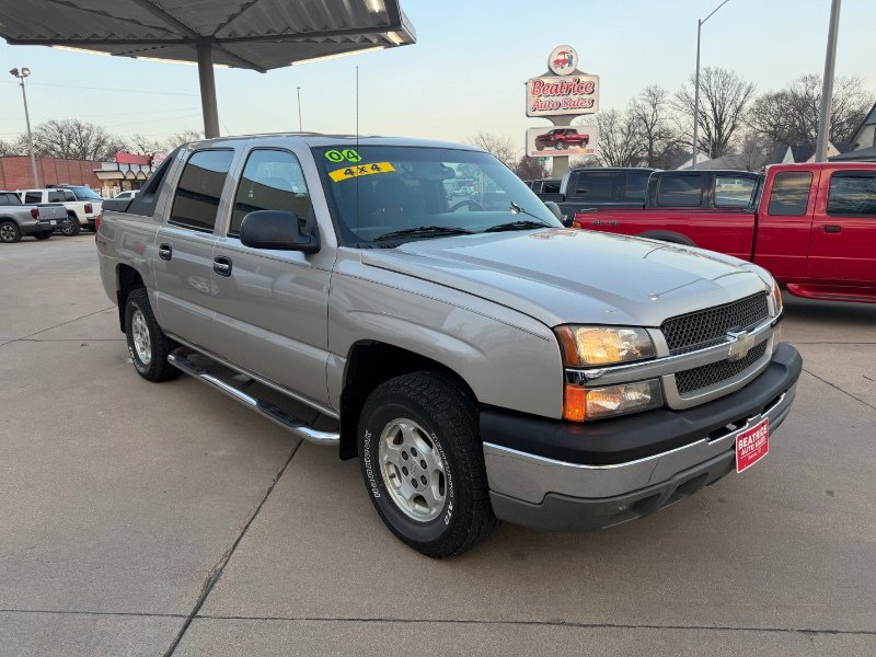 Used 2004 Chevrolet Avalanche LS image 23