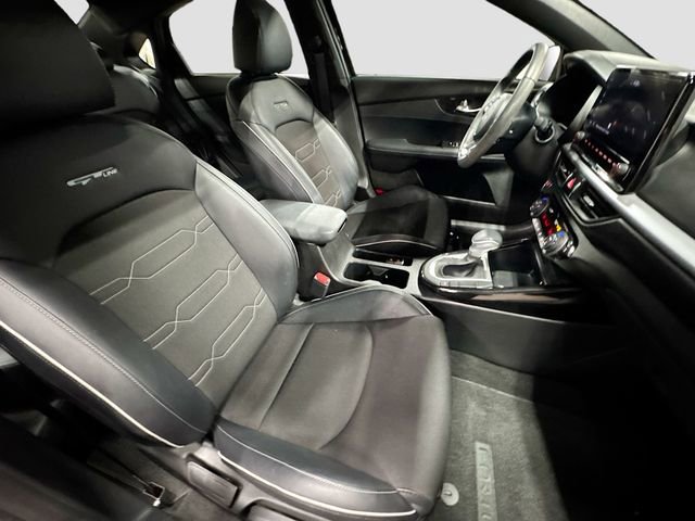 Used 2023 Kia Forte GT-Line w/ GT-Line Premium Package image 28