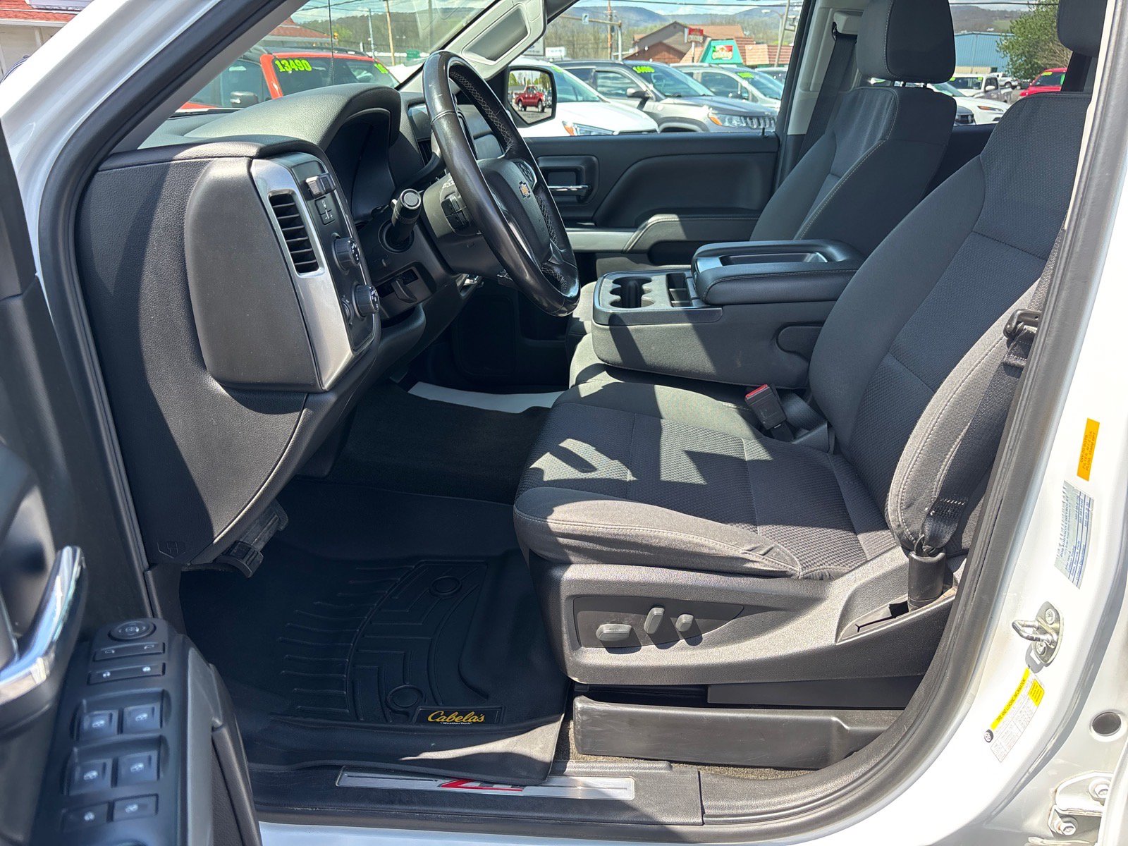 Used 2018 Chevrolet Silverado 1500 LT w/ All Star Edition AWD/4WD image 12
