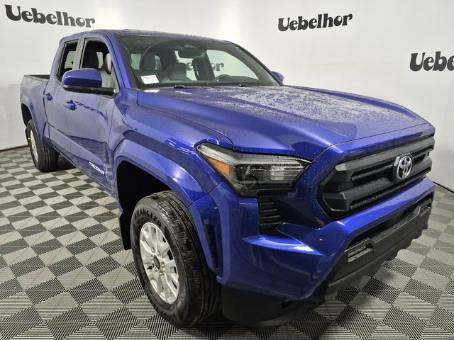 New 2025 Toyota Tacoma SR5