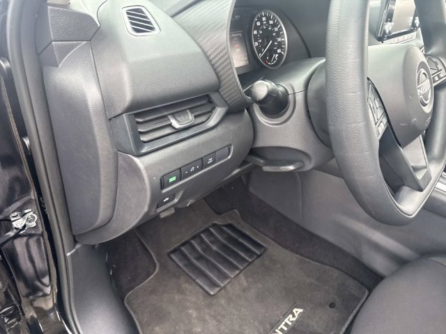 Used 2025 Nissan Sentra S FWD image 19