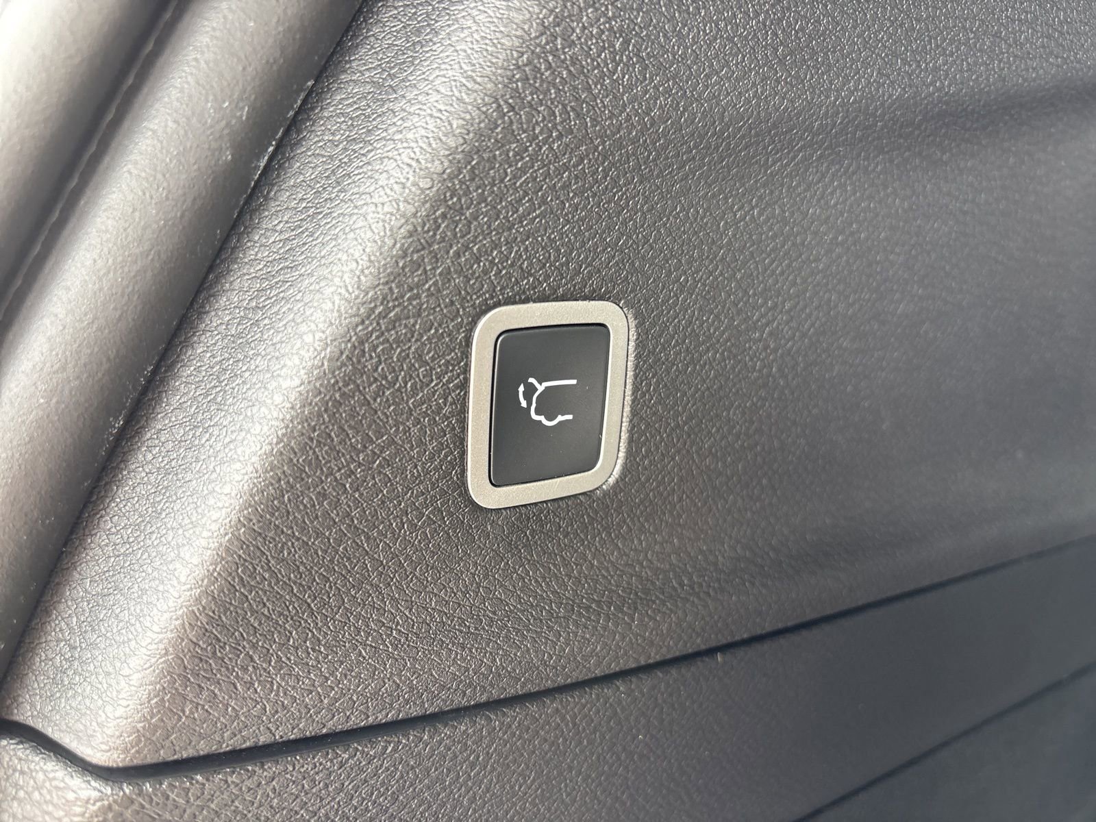 New 2026 Chrysler Pacifica Limited w/ S Appearance Package image 20