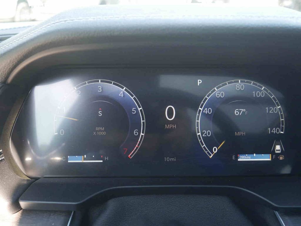 New 2025 Jeep Grand Cherokee Limited w/ Luxury Tech Group II image 43