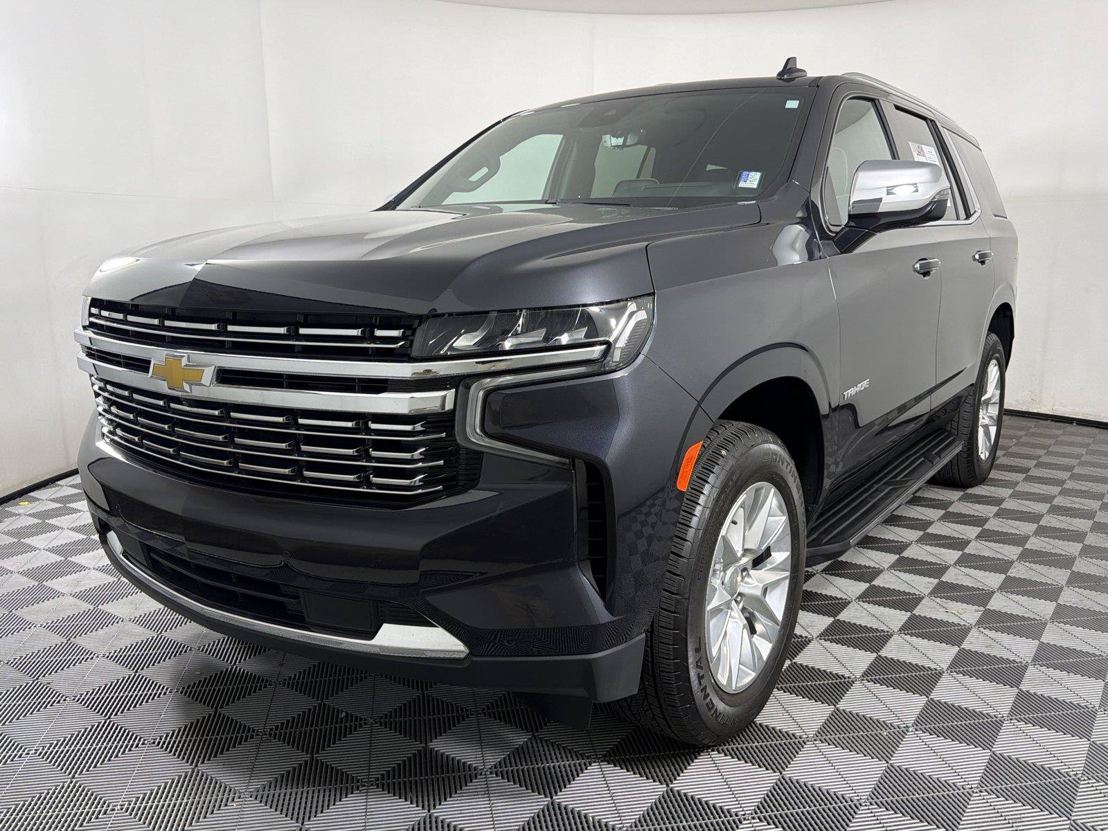 Certified 2024 Chevrolet Tahoe Premier w/ Premium Package RWD image 3