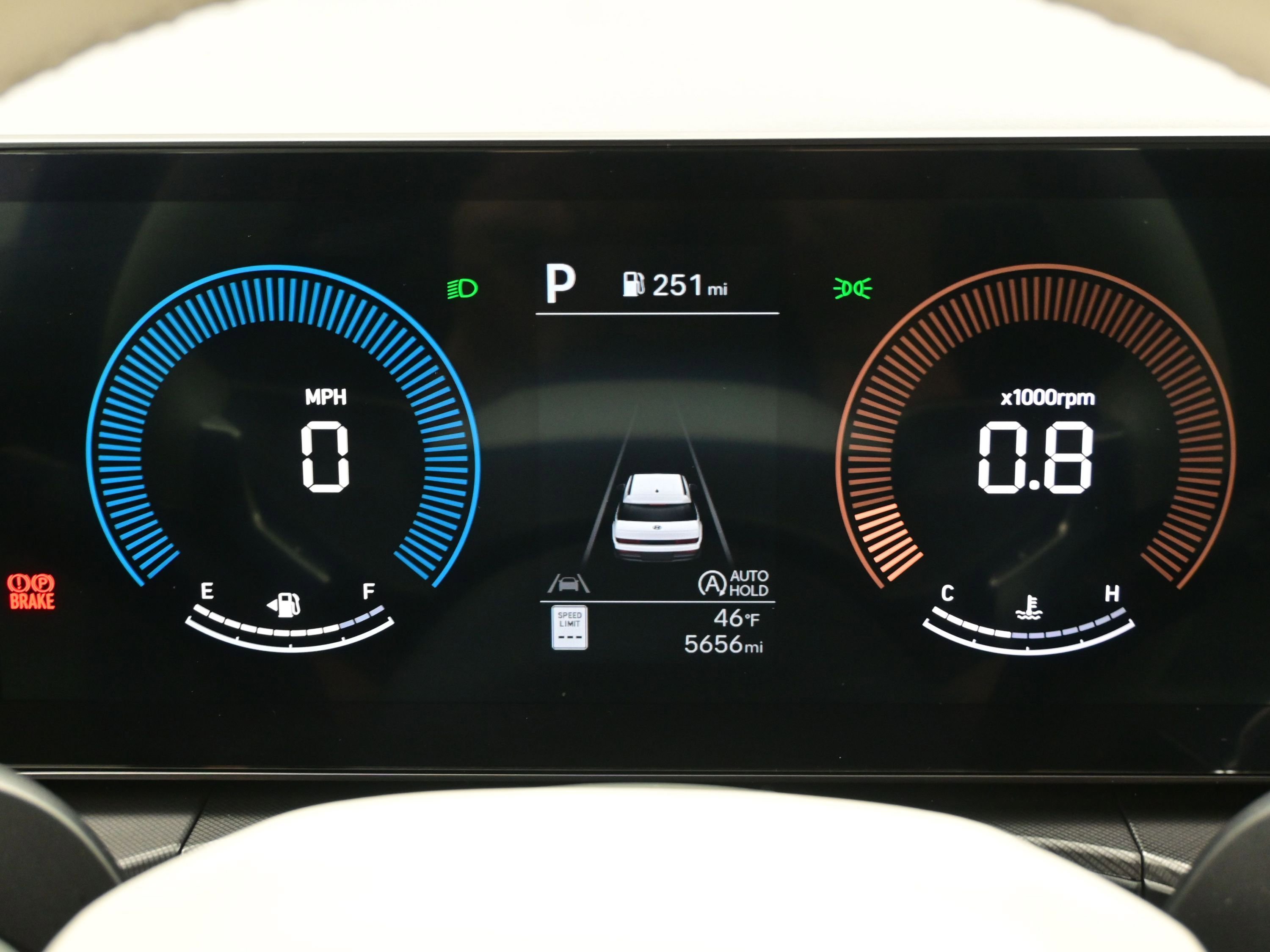 Certified 2026 Hyundai Santa Fe SE image 30