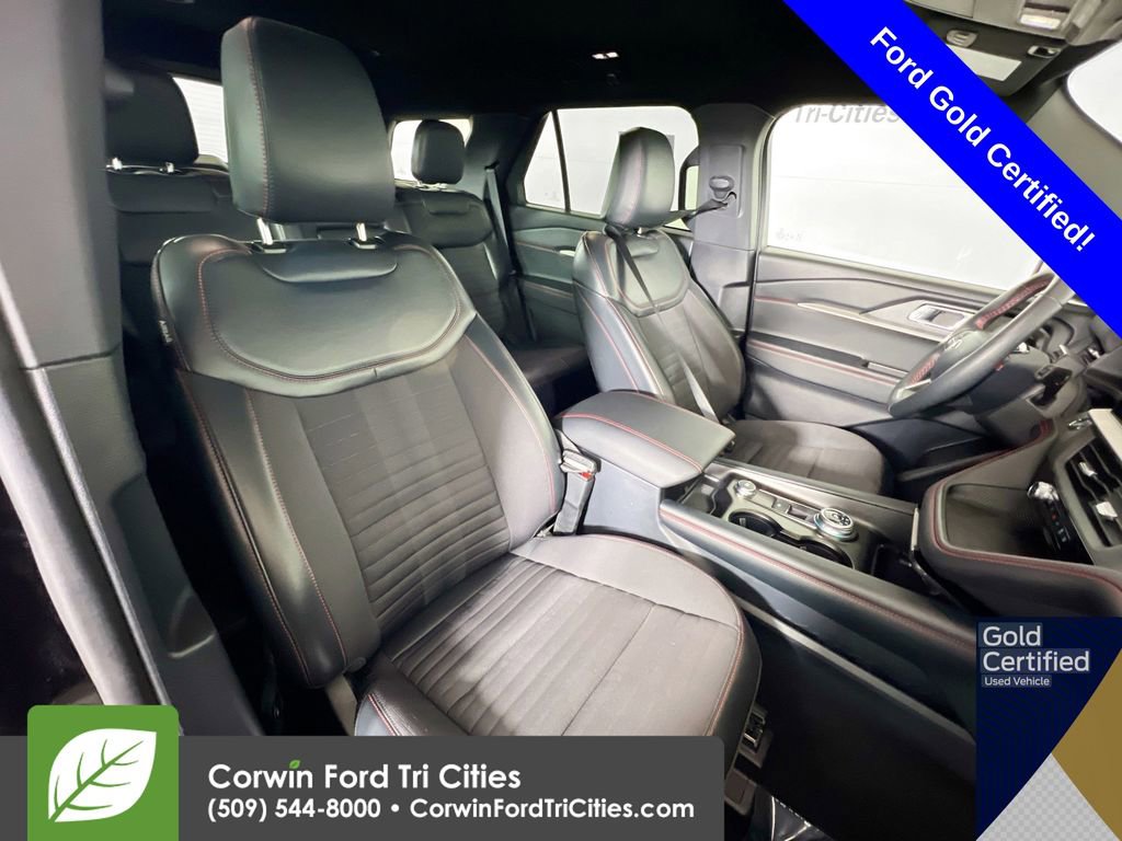 Certified 2025 Ford Explorer ST-Line w/ ST-Line Street Pack image 19