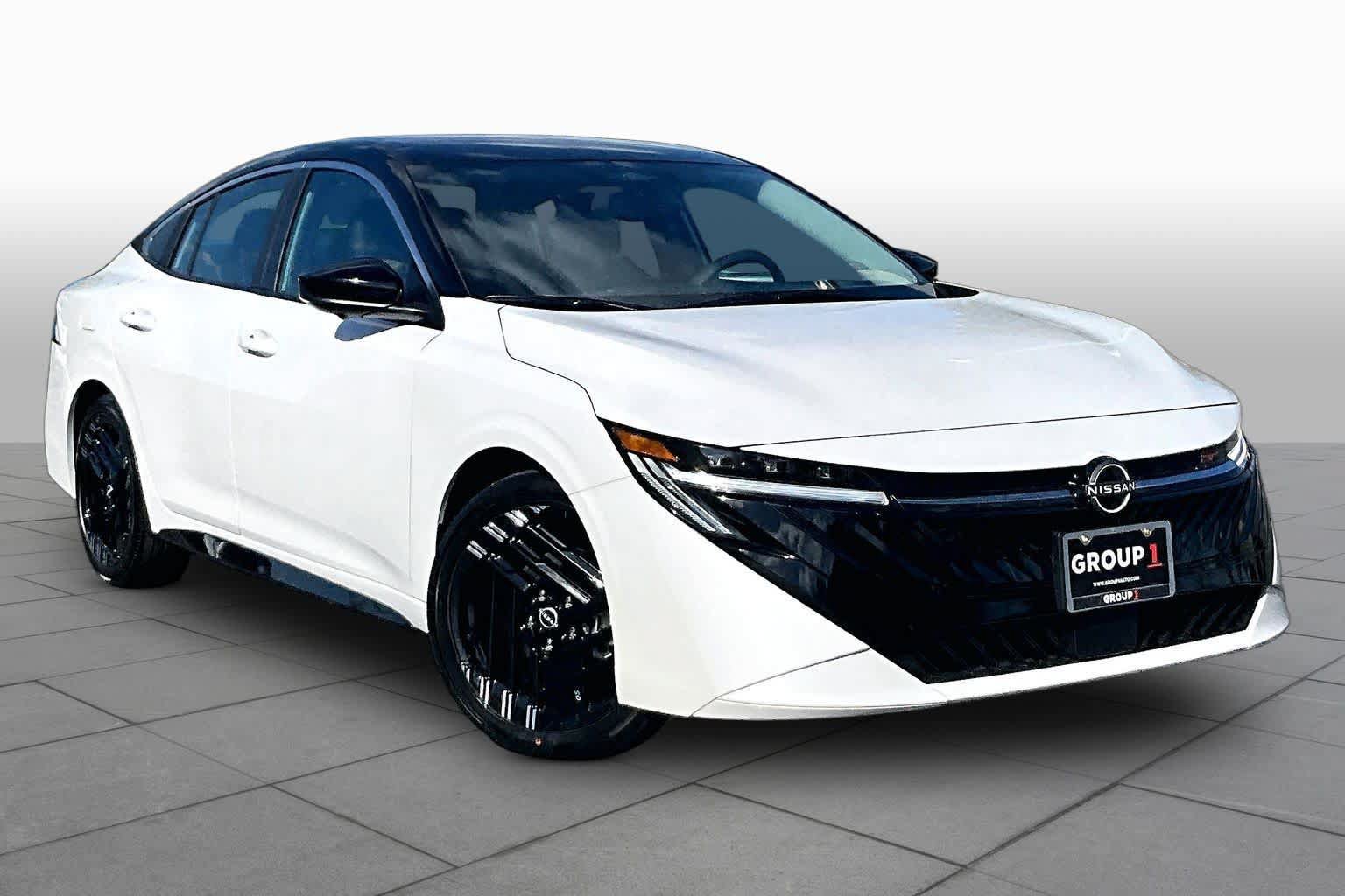New 2026 Nissan Sentra SR w/ SR Premium Package FWD image 2