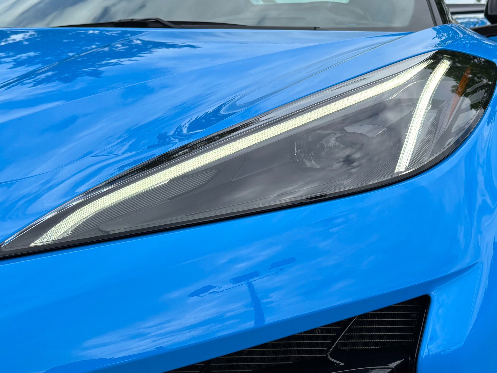 Used 2025 Chevrolet Corvette Z06 RWD image 45