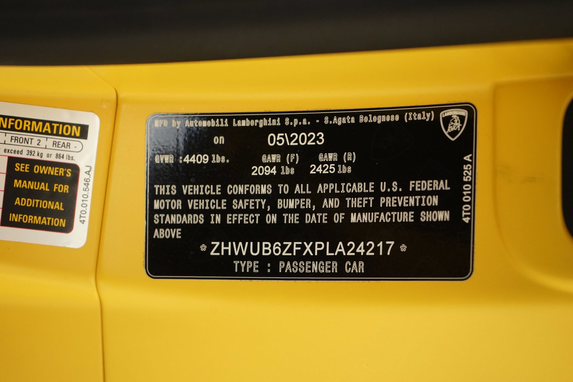 Used 2023 Lamborghini Huracan Tecnica RWD image 35