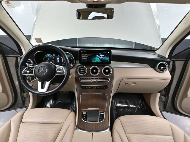 Used 2021 Mercedes-Benz GLC 300 4MATIC image 25