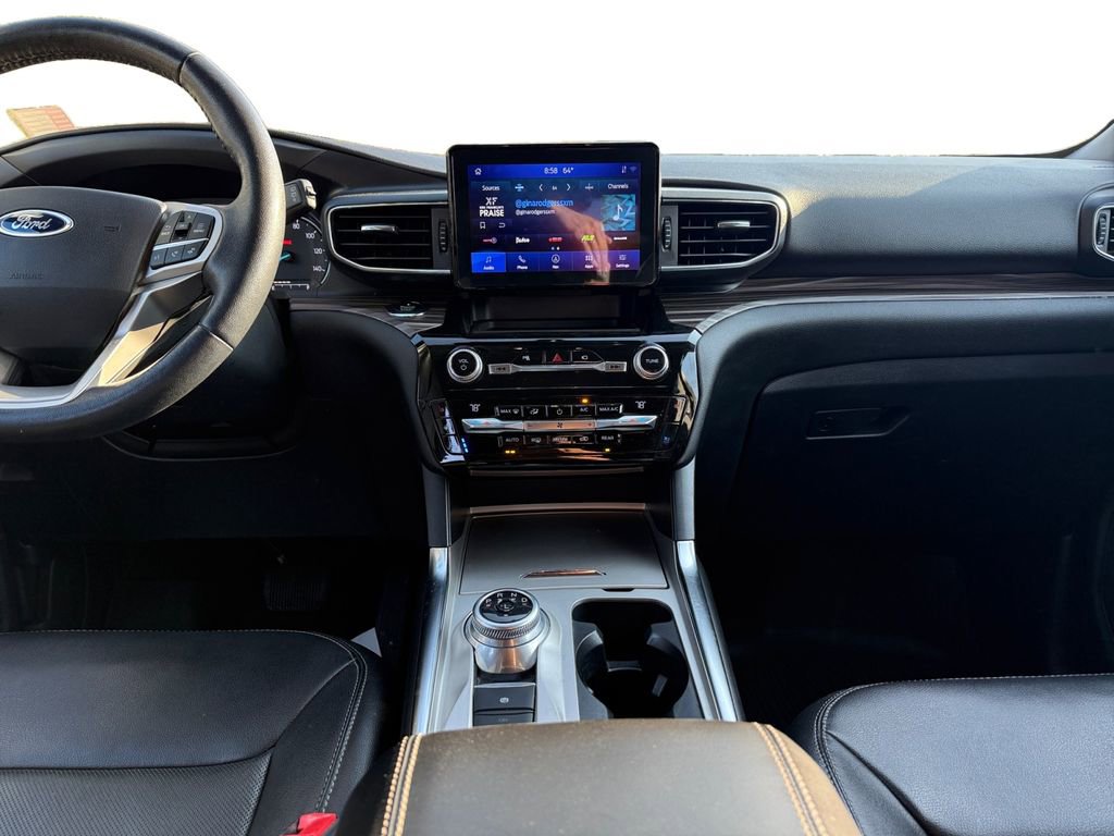 Used 2021 Ford Explorer Limited w/ Equipment Group 301A image 11