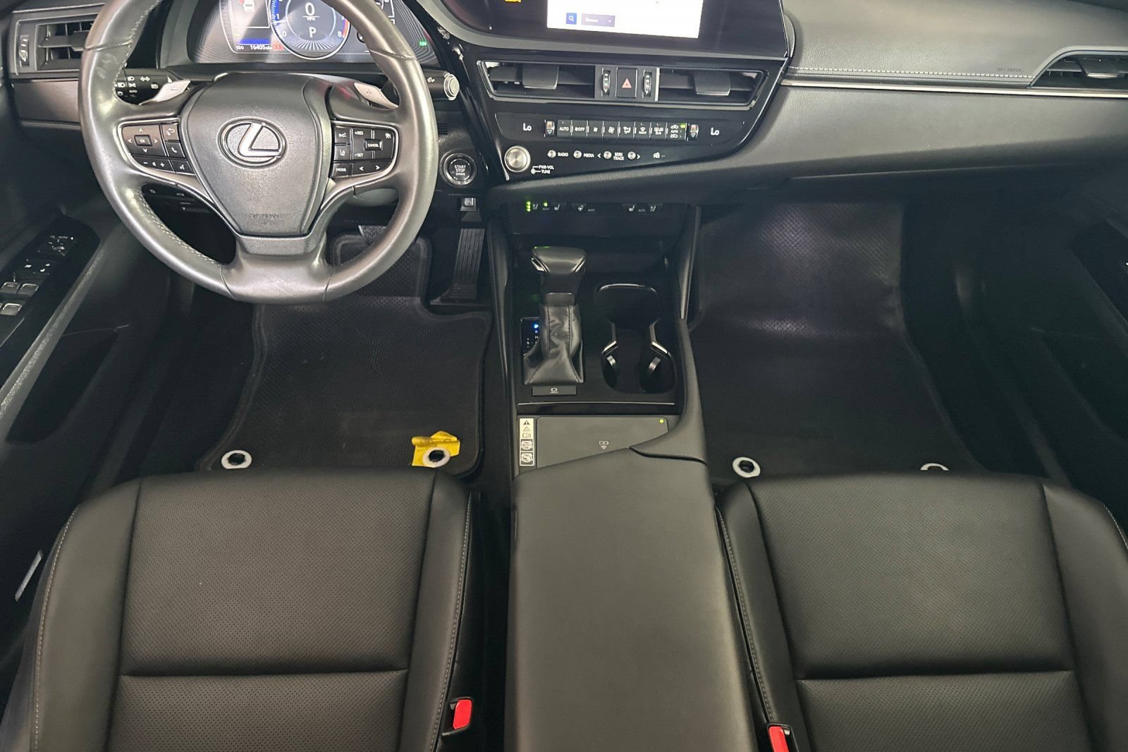 Used 2024 Lexus ES 350 w/ Premium Package FWD image 10