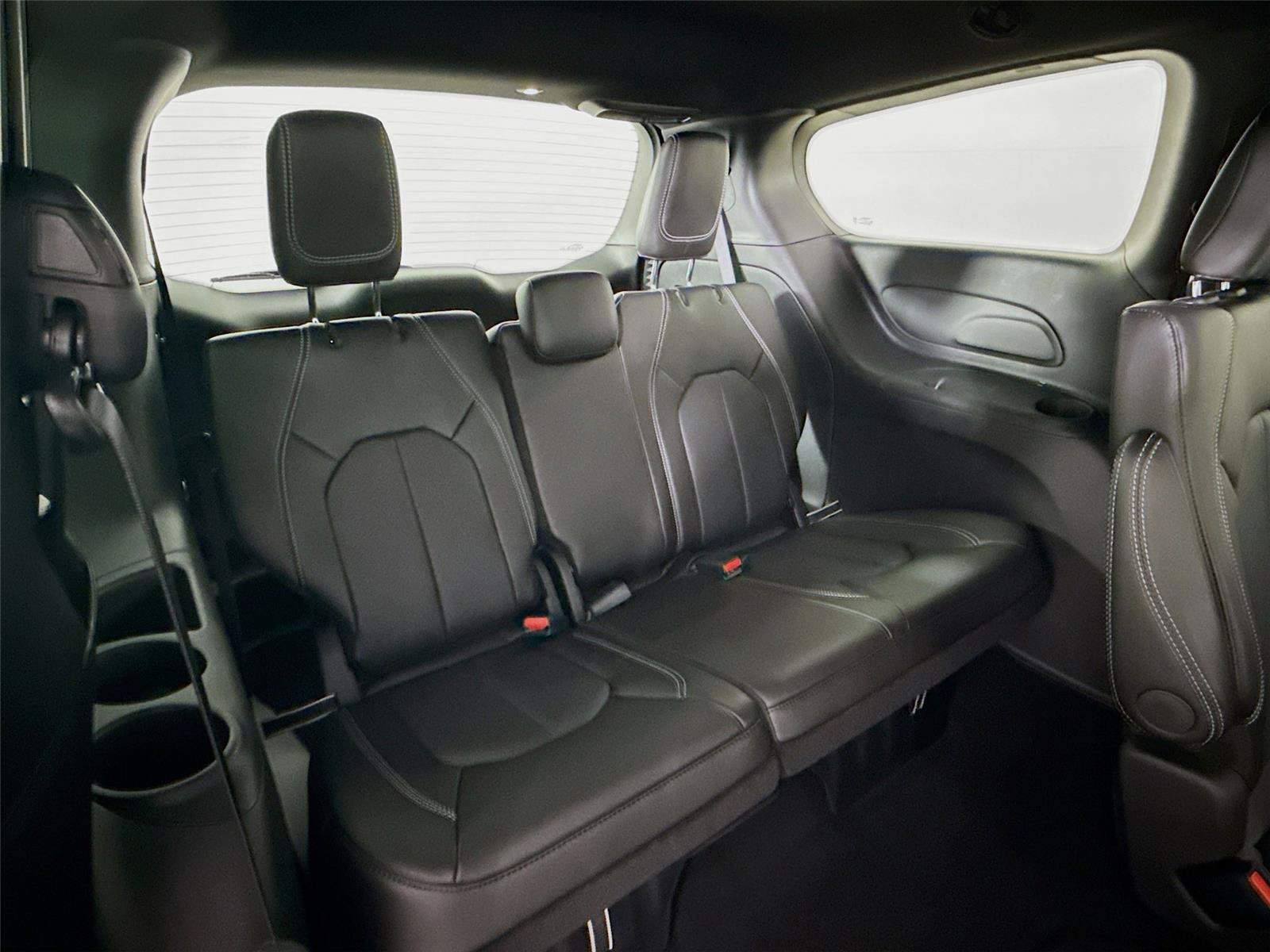 New 2027 Chrysler Pacifica LX FWD image 27