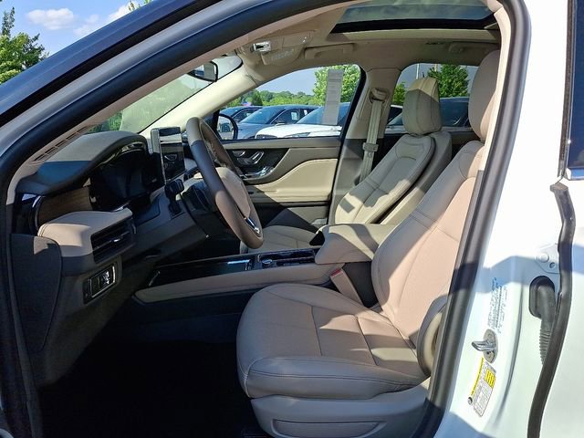 New 2024 Lincoln Corsair Grand Touring AWD/4WD image 6