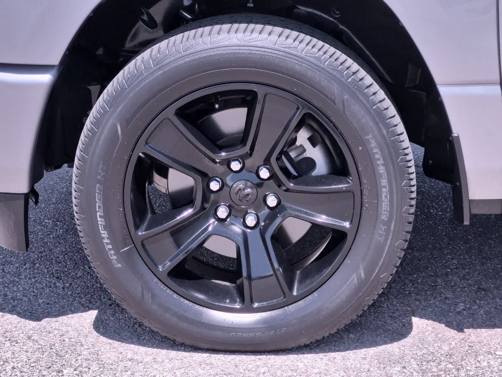 Used 2021 RAM 1500 Big Horn AWD/4WD image 14